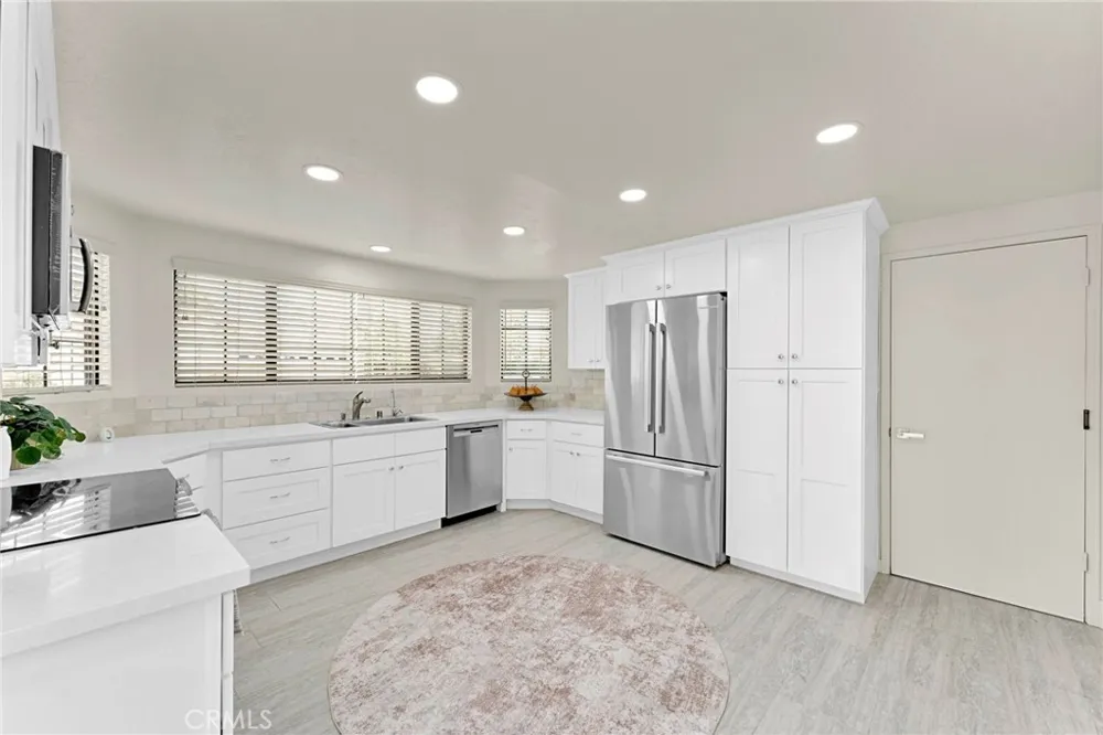 28404 Buena Vis Mission Viejo, CA 92692