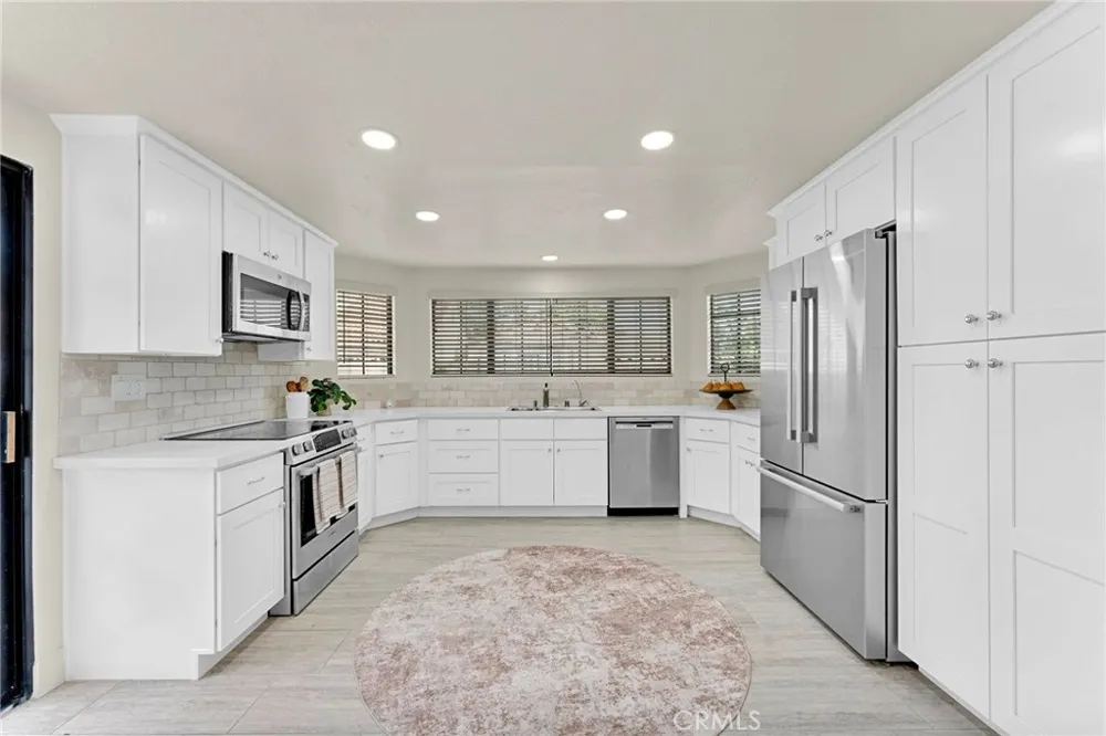 28404 Buena Vis Mission Viejo, CA 92692
