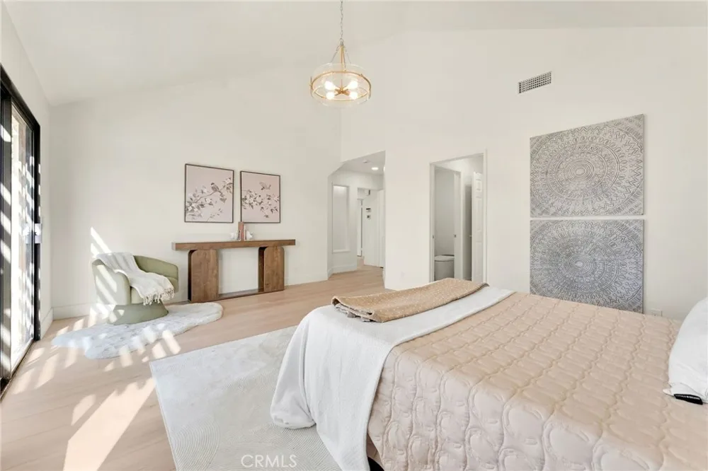 28404 Buena Vis Mission Viejo, CA 92692