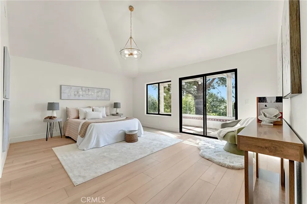 28404 Buena Vis Mission Viejo, CA 92692