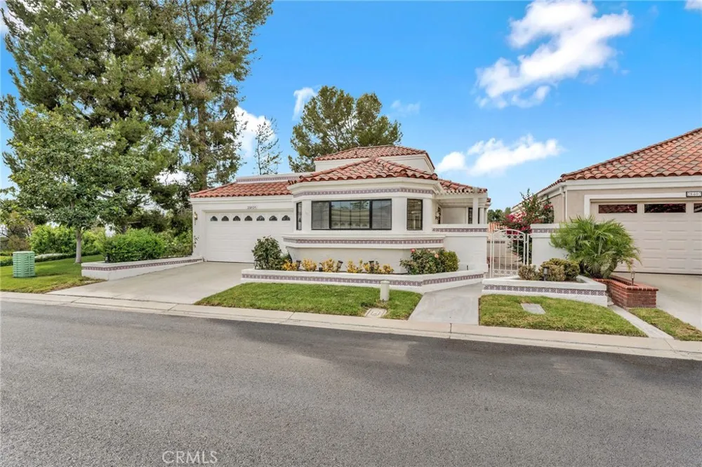 28404 Buena Vis Mission Viejo, CA 92692