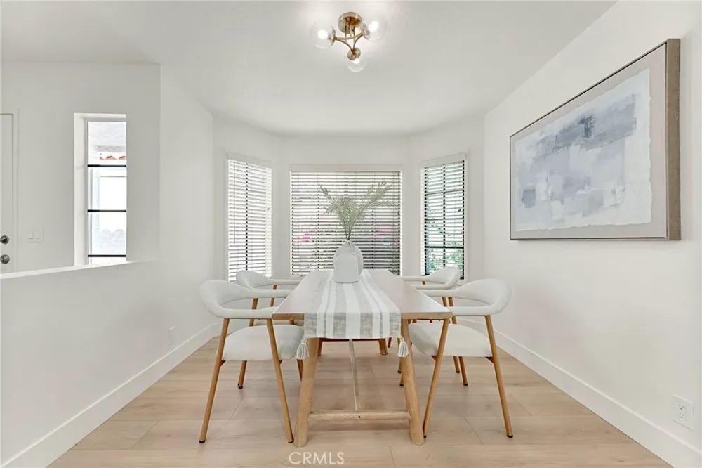 28404 Buena Vis Mission Viejo, CA 92692