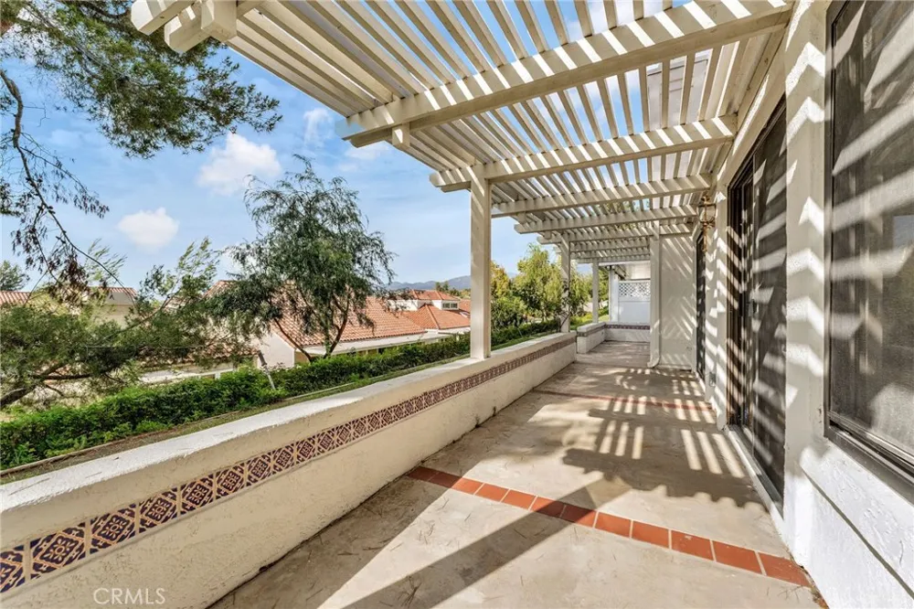 28404 Buena Vis Mission Viejo, CA 92692