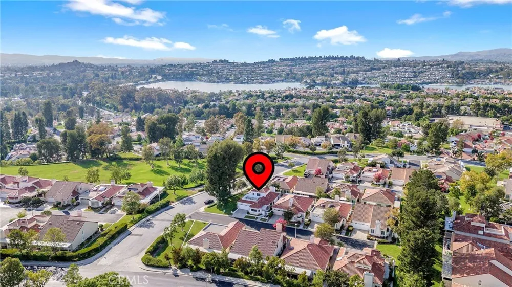 28404 Buena Vis Mission Viejo, CA 92692