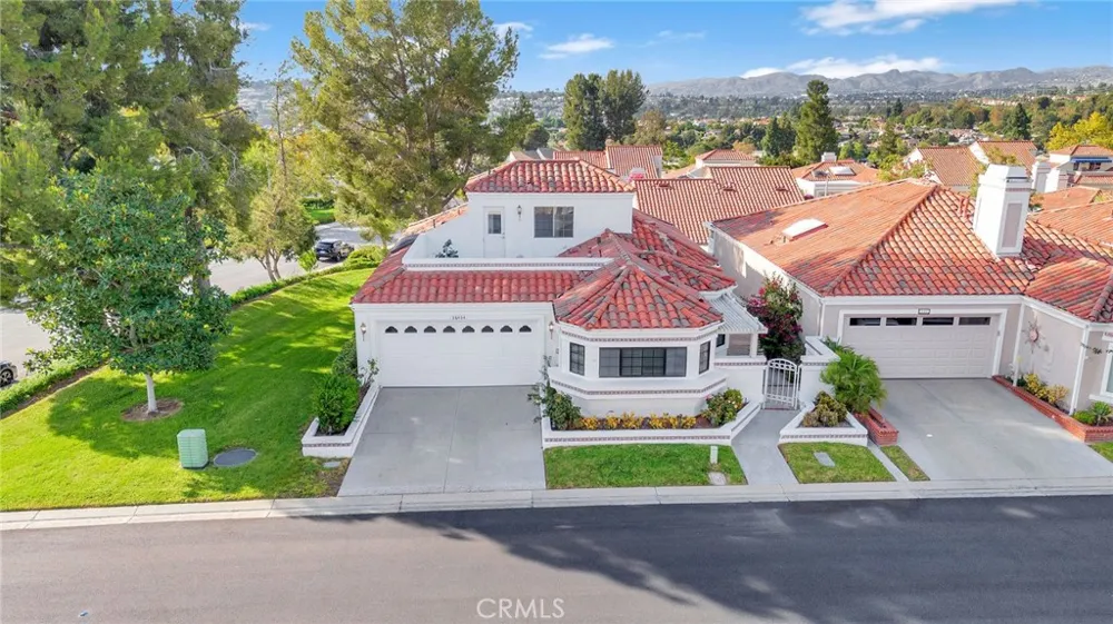 28404 Buena Vis Mission Viejo, CA 92692