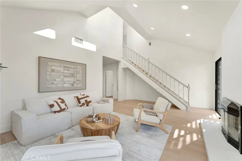 28404 Buena Vis Mission Viejo, CA 92692