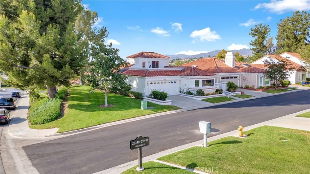 28404 Buena Vis Mission Viejo, CA 92692