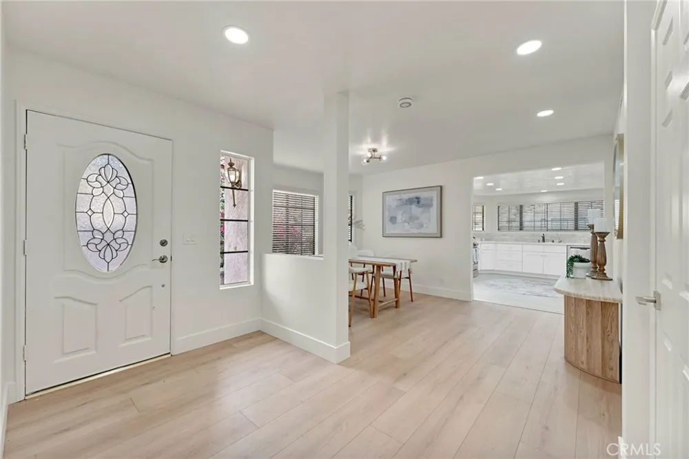 28404 Buena Vis Mission Viejo, CA 92692