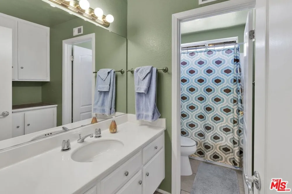 36442 Peridot Lane Palmdale, CA 93550