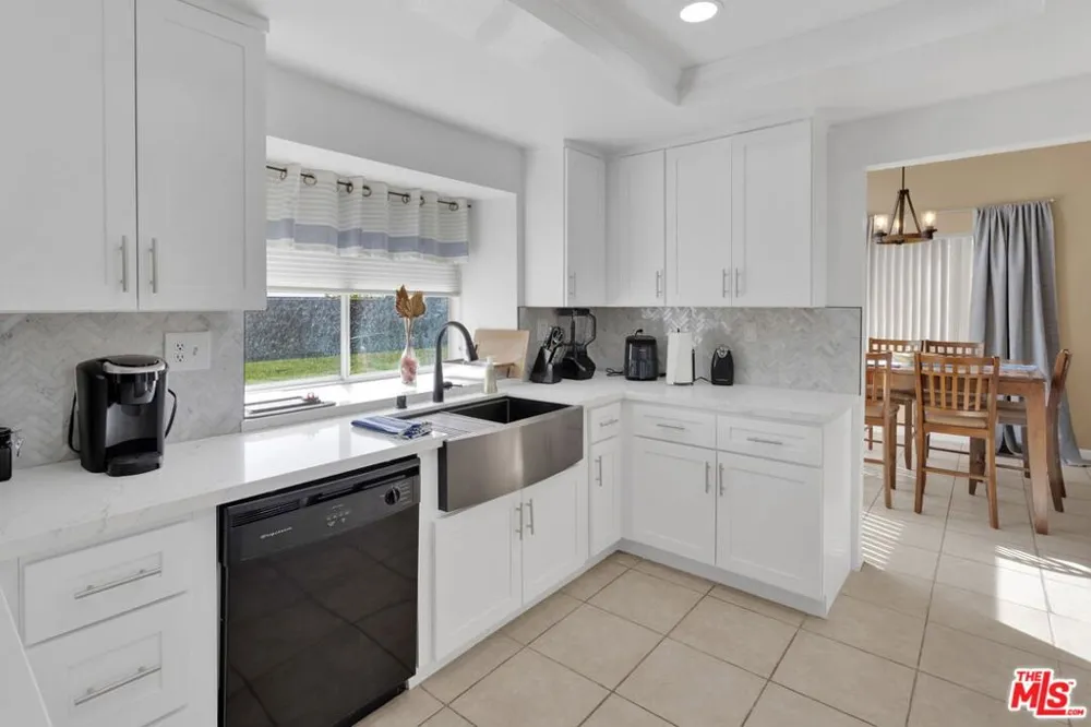 36442 Peridot Lane Palmdale, CA 93550