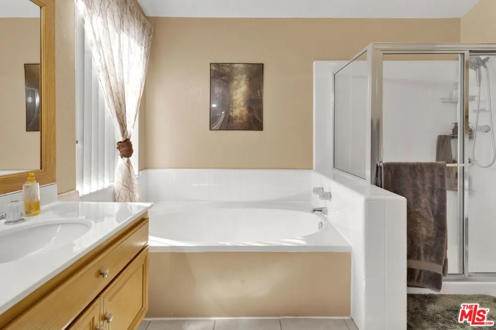 36442 Peridot Lane Palmdale, CA 93550