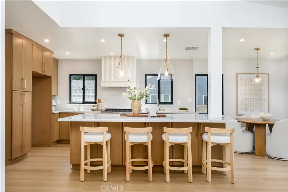 8029 Griffith Whittier, CA 90602