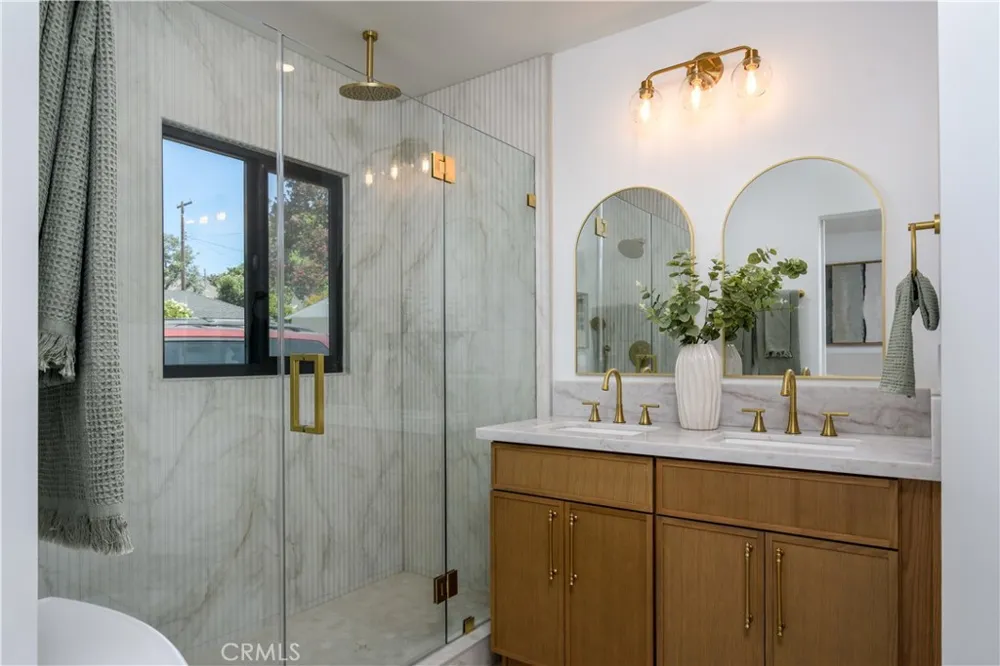 8029 Griffith Whittier, CA 90602