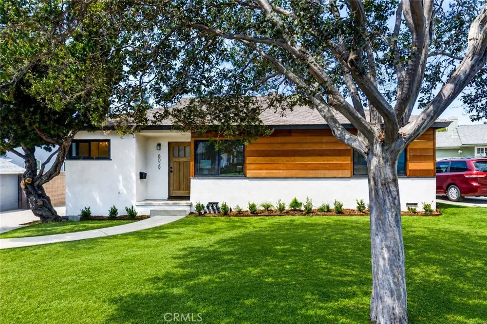 8029 Griffith Whittier, CA 90602