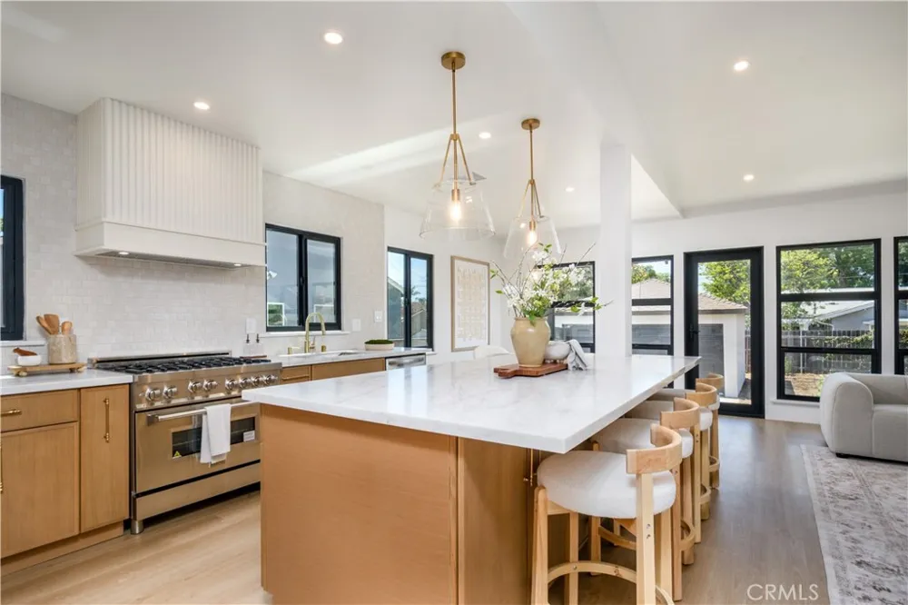 8029 Griffith Whittier, CA 90602