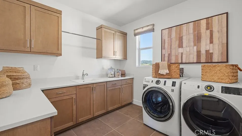 613 Eureka Drive Santa Paula, CA 93060