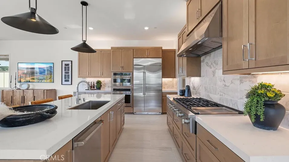 613 Eureka Drive Santa Paula, CA 93060
