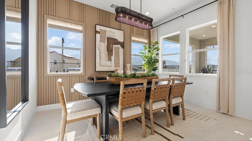 613 Eureka Drive Santa Paula, CA 93060