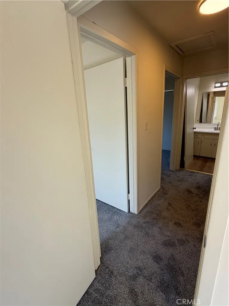 2053 Garfield Pasadena, CA 91104