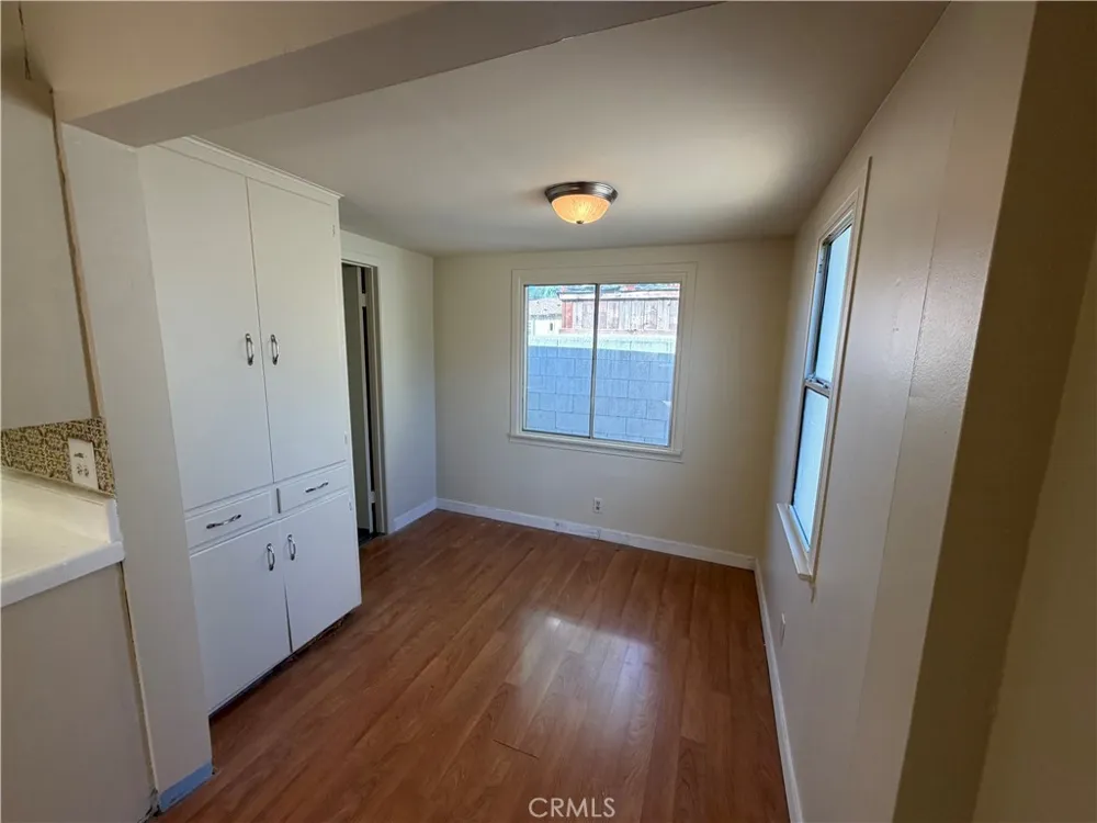 2053 Garfield Pasadena, CA 91104
