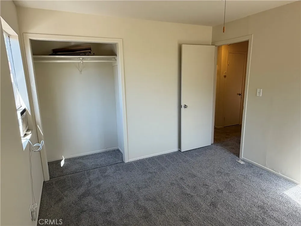 2053 Garfield Pasadena, CA 91104