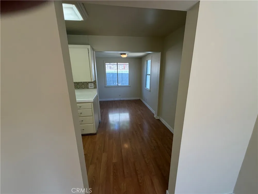 2053 Garfield Pasadena, CA 91104