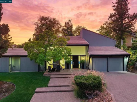 65 Bates Blvd