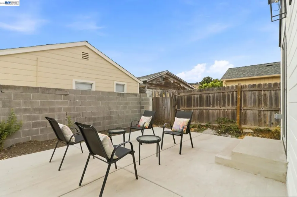 1611 151St Ave San Leandro, CA 94578