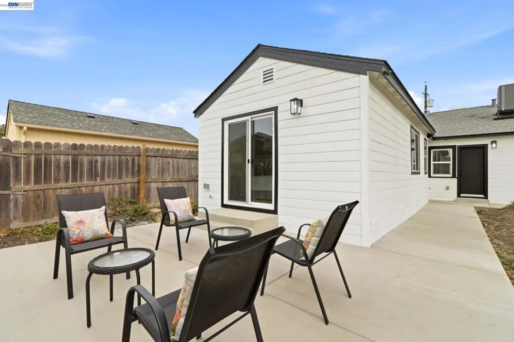 1611 151St Ave San Leandro, CA 94578