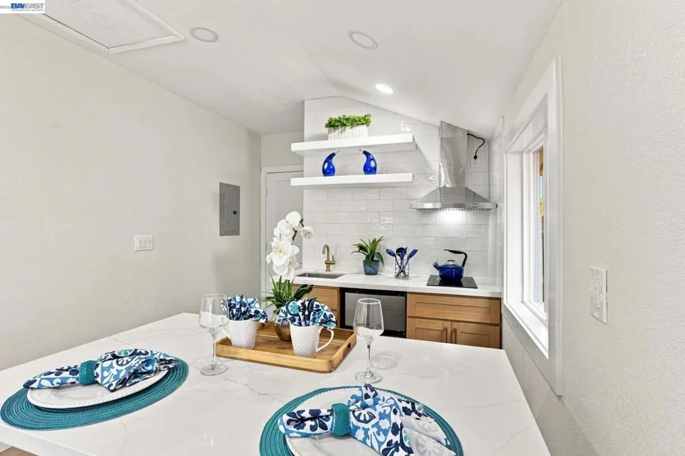 1611 151St Ave San Leandro, CA 94578