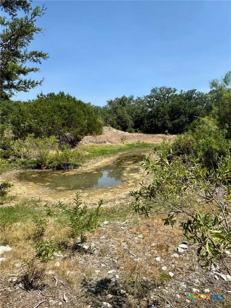 745 S Rocky Trail Lampasas, TX 76550