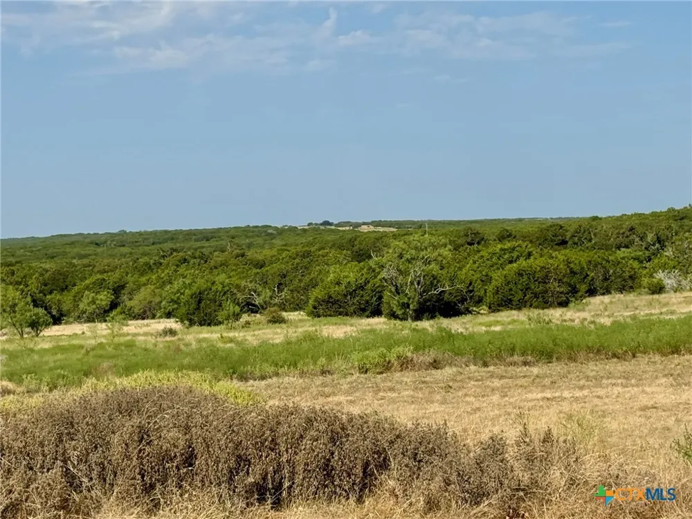 745 S Rocky Trail Lampasas, TX 76550