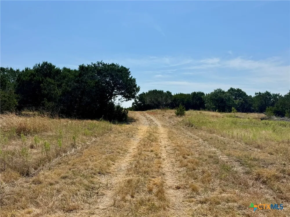 745 S Rocky Trail Lampasas, TX 76550