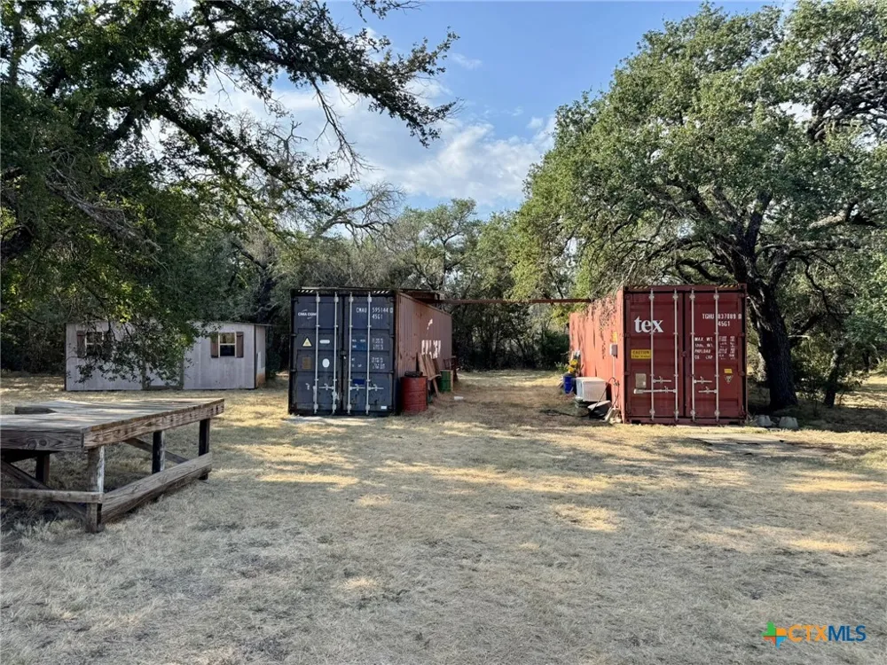 745 S Rocky Trail Lampasas, TX 76550