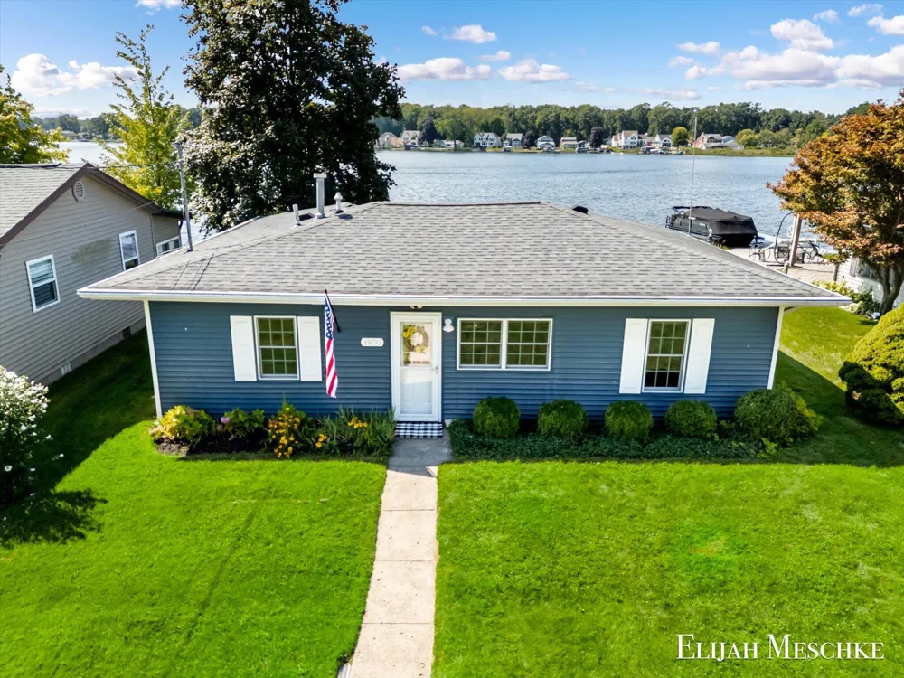 1970 Parker Drive Wayland, MI 49348
