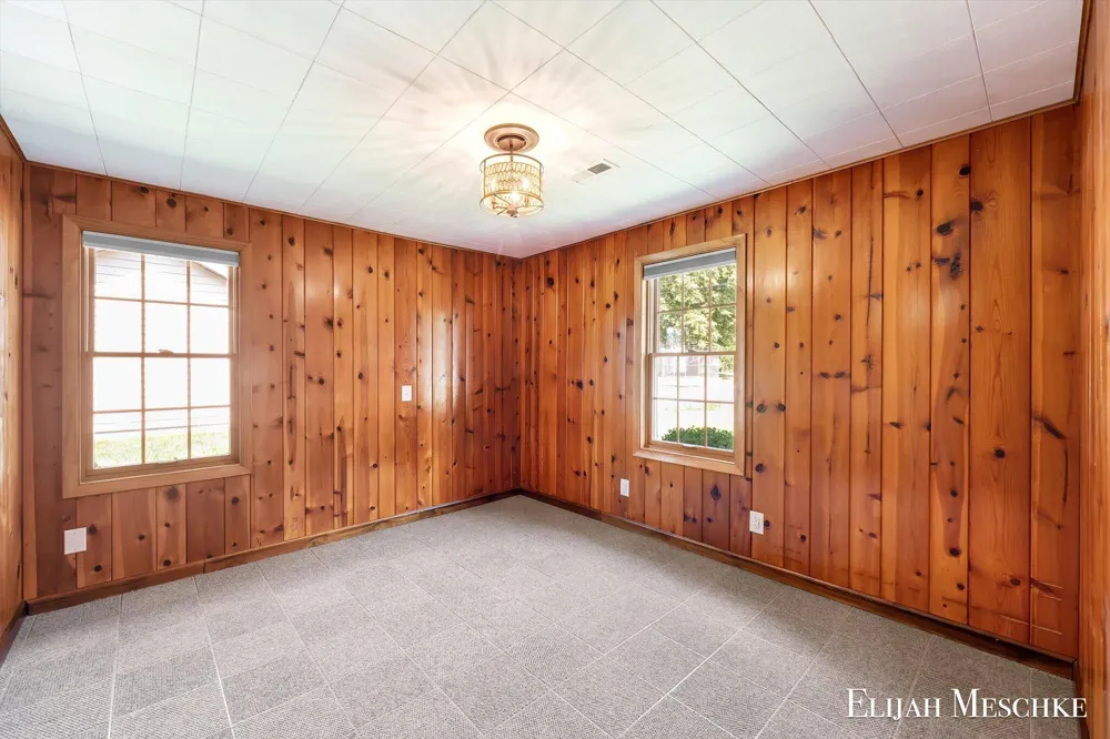 1970 Parker Drive Wayland, MI 49348