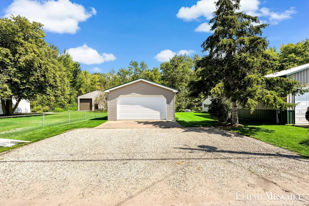 1970 Parker Drive Wayland, MI 49348