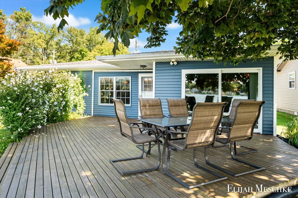 1970 Parker Drive Wayland, MI 49348