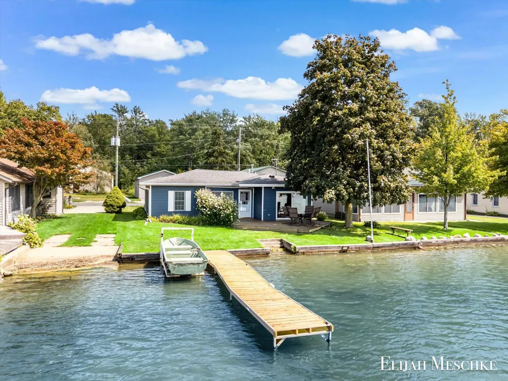 1970 Parker Drive Wayland, MI 49348