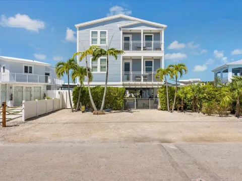 117 La Paloma Rd