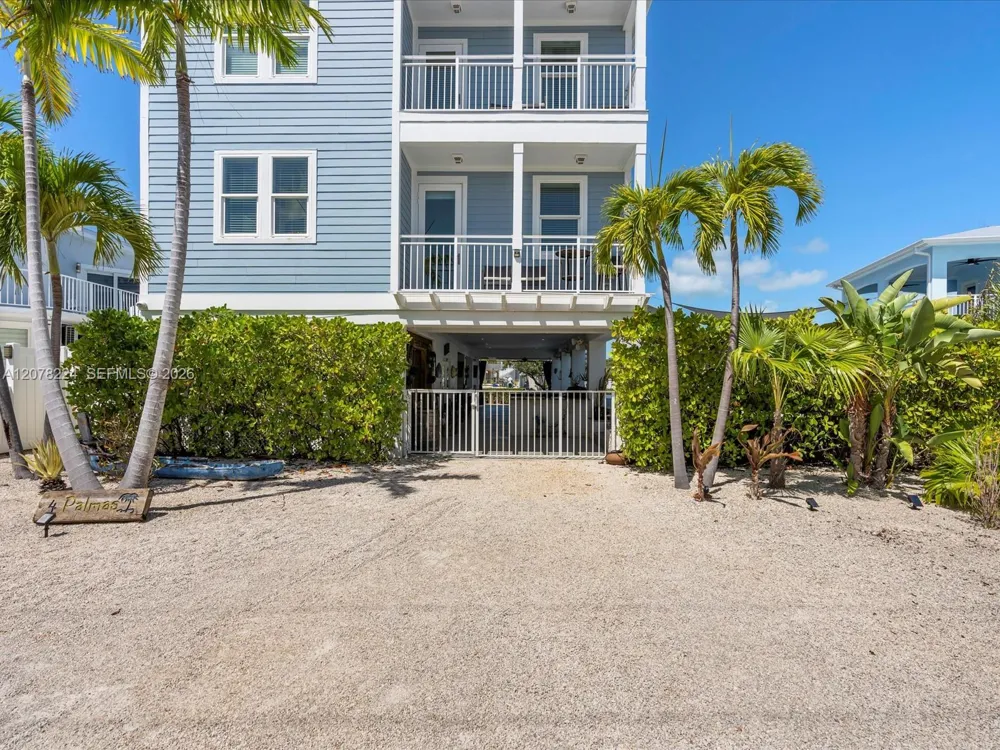 117 La Paloma Rd Key Largo, FL 33037