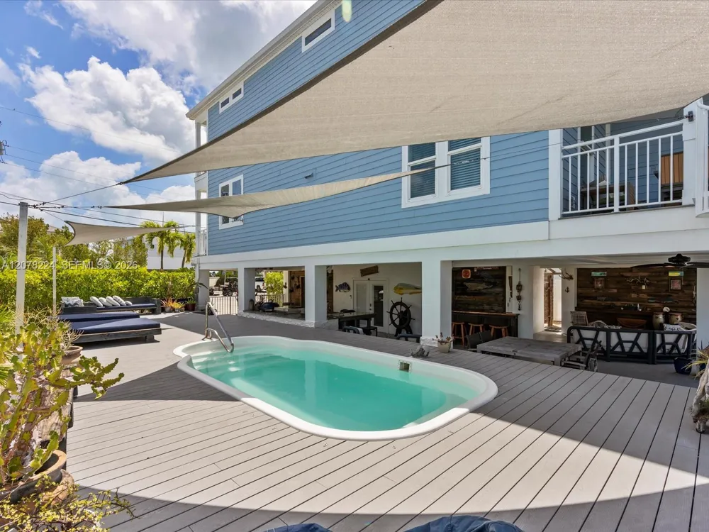 117 La Paloma Rd Key Largo, FL 33037