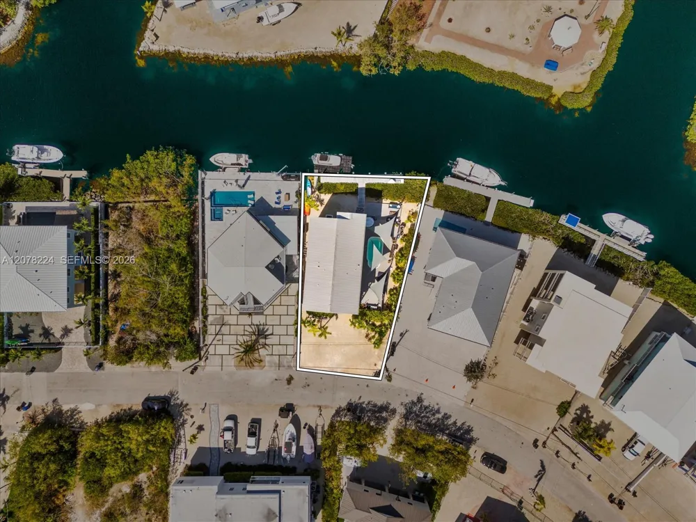 117 La Paloma Rd Key Largo, FL 33037