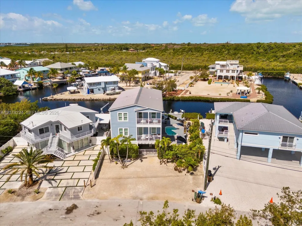 117 La Paloma Rd Key Largo, FL 33037