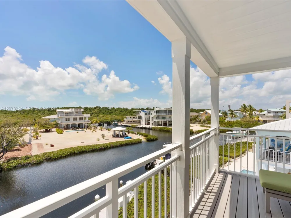 117 La Paloma Rd Key Largo, FL 33037
