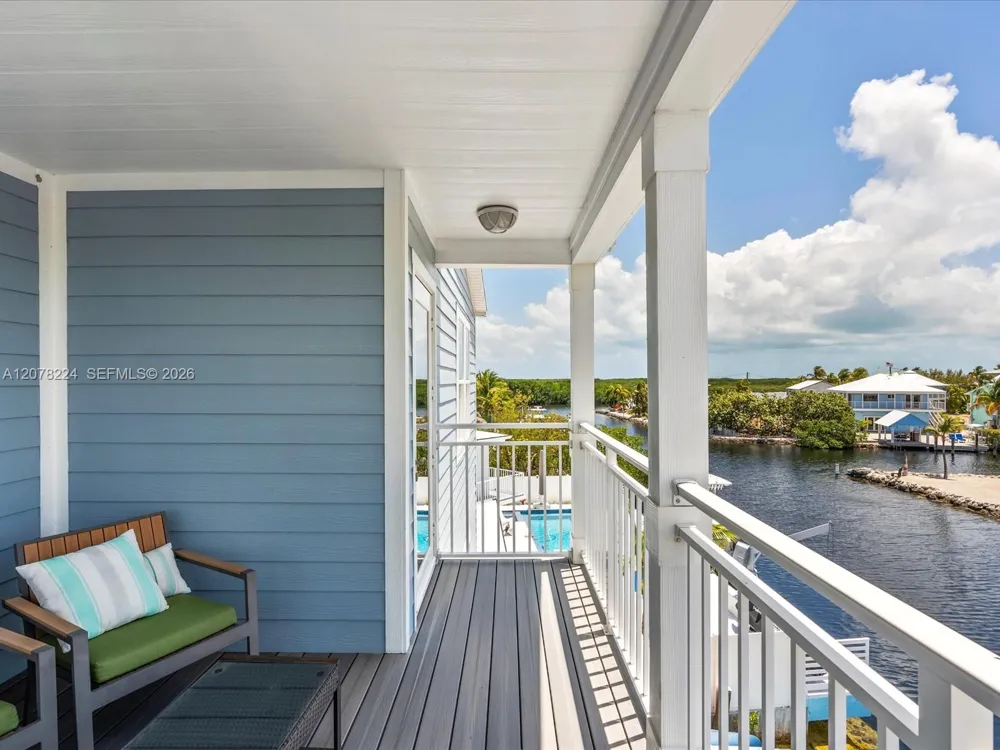 117 La Paloma Rd Key Largo, FL 33037