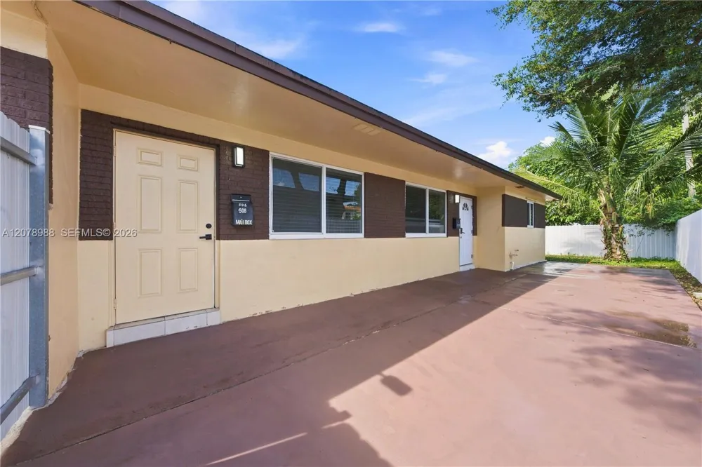 506 56th Ave Hollywood, FL 33021