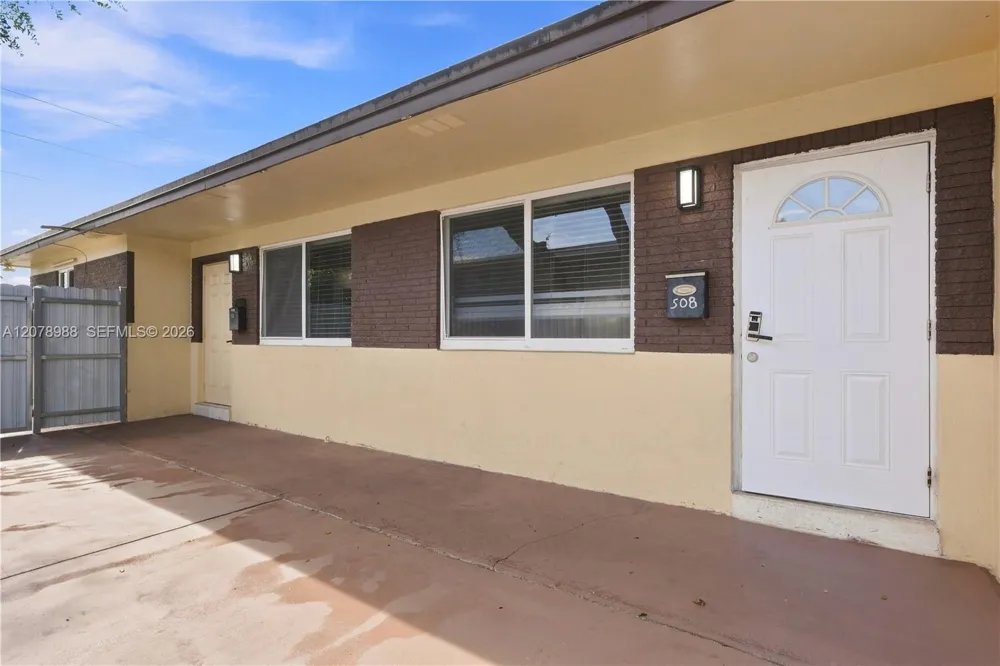 506 56th Ave Hollywood, FL 33021