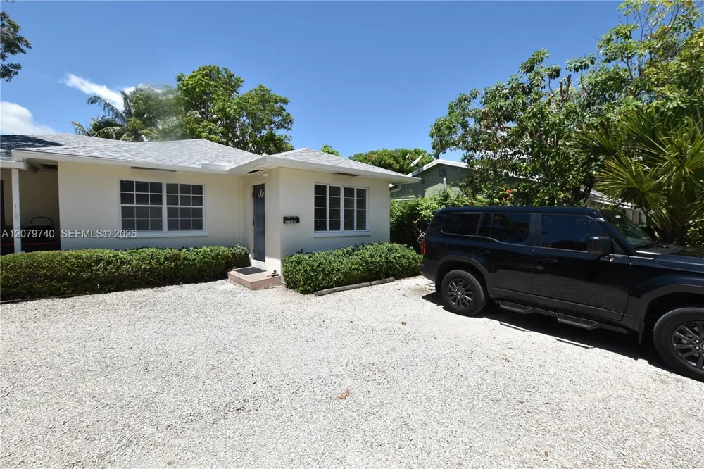 801 SE 4th Street #2 Boynton Beach, FL 33435