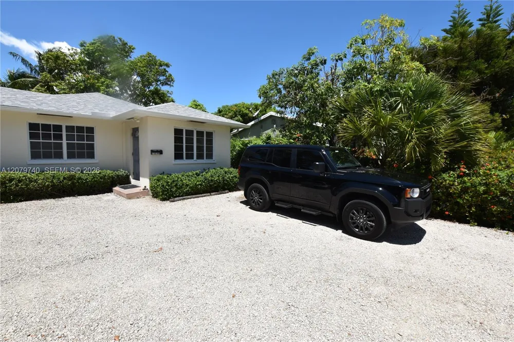 801 SE 4th Street #2 Boynton Beach, FL 33435